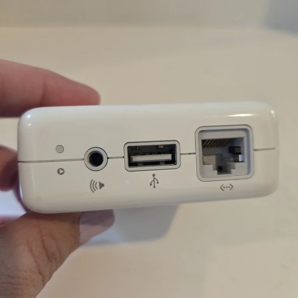 Apple A1084 Airport Express Wireless Base Station‎ • 54Mbps • Tested